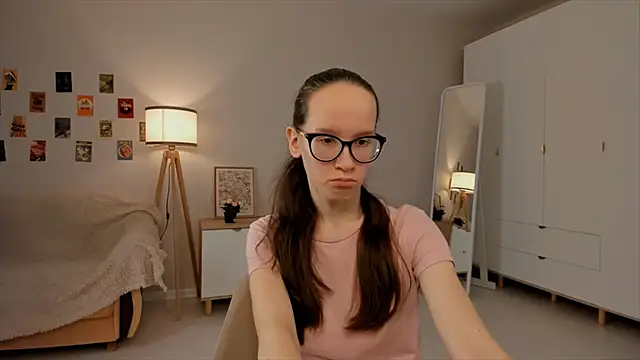 Snapshot of BettyBrowni chatting on 03/15/25, 04:10 BettyBrowni online show from 03/15/25, 04:10