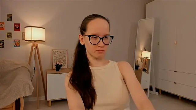 Snapshot of BettyBrowni chatting on 03/16/25, 04:12 BettyBrowni online show from 03/16/25, 04:12