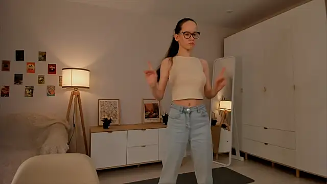 Snapshot of BettyBrowni chatting on 03/16/25, 10:20 BettyBrowni online show from 03/16/25, 10:20