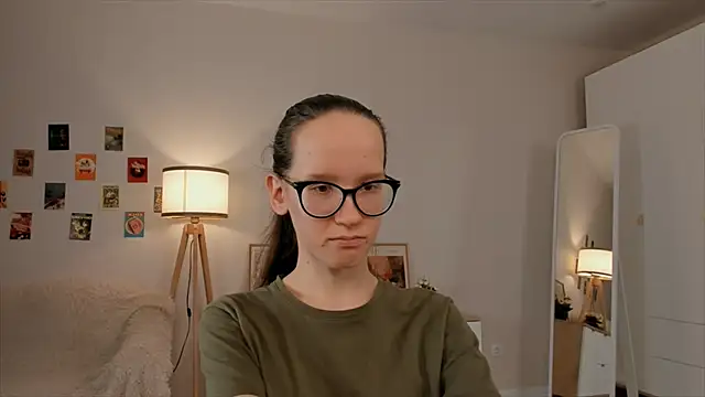 Snapshot of BettyBrowni chatting on 03/20/25, 01:46 BettyBrowni online show from 03/20/25, 01:46