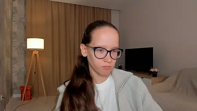 Snapshot of BettyBrowni chatting on 09/12/25, 04:07 BettyBrowni online show from 09/12/25, 04:07