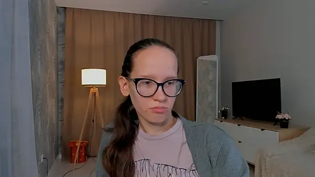 Snapshot of BettyBrowni chatting on 09/20/25, 04:08 BettyBrowni online show from 09/20/25, 04:08