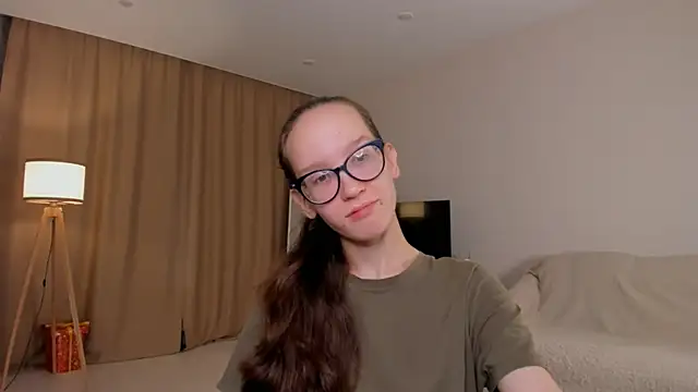 Snapshot of BettyBrowni chatting on 10/01/25, 04:13 BettyBrowni online show from 10/01/25, 04:13