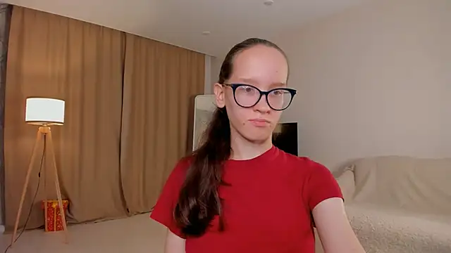 Snapshot of BettyBrowni chatting on 10/10/25, 04:06 BettyBrowni online show from 10/10/25, 04:06