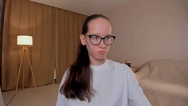 Snapshot of BettyBrowni chatting on 10/11/25, 04:05 BettyBrowni online show from 10/11/25, 04:05