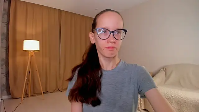 Snapshot of BettyBrowni chatting on 10/14/25, 04:08 BettyBrowni online show from 10/14/25, 04:08