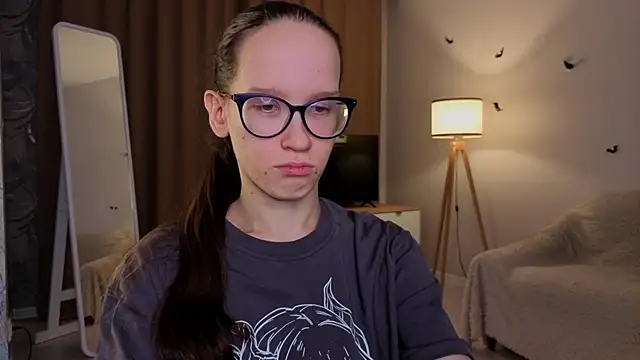 Snapshot of BettyBrowni chatting on 11/28/25, 04:09 BettyBrowni online show from 11/28/25, 04:09