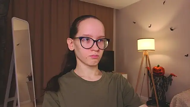 Snapshot of BettyBrowni chatting on 12/05/25, 04:03 BettyBrowni online show from 12/05/25, 04:03