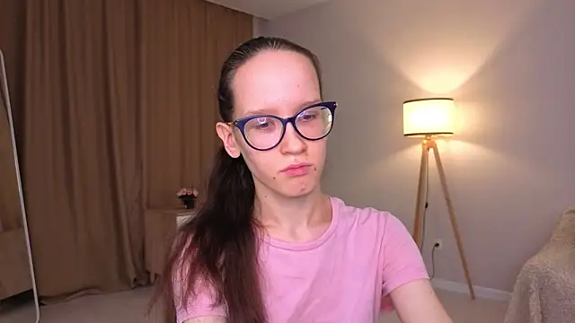 BettyBrowni online show from 12/21/25, 04:03