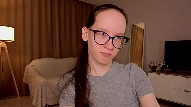 BettyBrowni online show from 04/13/26, 04:12