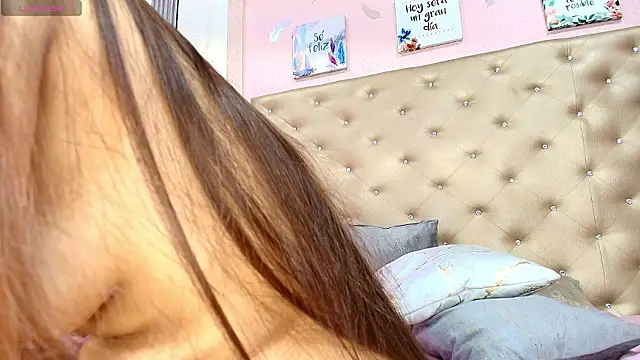 Snapshot of Paola__23 chatting on 02/12/26, 03:56 Paola 23 online show from 02/12/26, 03:56