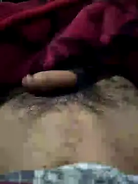 Snapshot of mehdi_haway chatting on 12/20/24, 06:35 mehdi haway online show from 12/20/24, 06:35