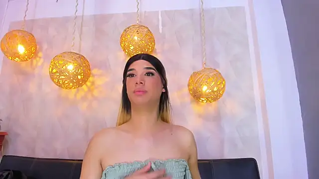 victoria aleia  online show from 01/15/25, 07:01