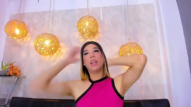 victoria aleia  online show from 01/28/25, 08:15