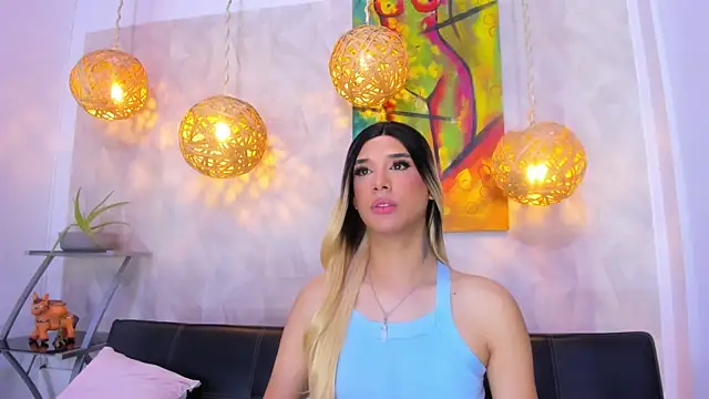 victoria aleia  online show from 03/10/25, 11:27