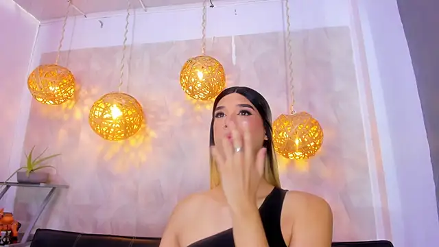 victoria aleia  online show from 03/15/25, 07:48