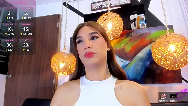 victoria aleia  online show from 11/12/25, 10:52