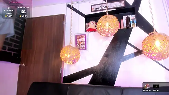 victoria aleia  online show from 02/09/26, 09:52