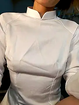 Snapshot of Kami_gaam chatting on 01/08/25, 12:47 Kami gaam online show from 01/08/25, 12:47