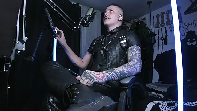 allanhurtss online show from 01/12/25, 12:28