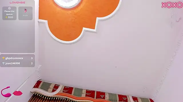 EmmyCruzZ online show from 02/22/25, 08:18