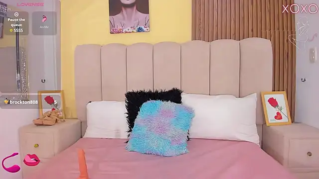 EmmyCruzZ online show from 02/27/25, 03:36