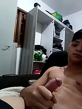 Snapshot of riclklk chatting on 03/31/26, 04:24 riclklk online show from 03/31/26, 04:24