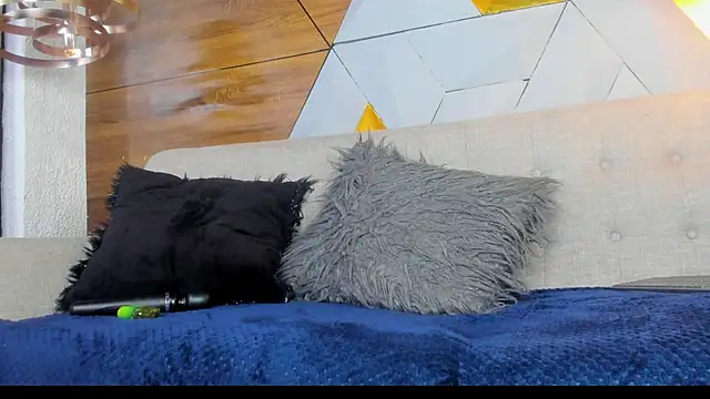 sarah banks1 online show from 02/10/25, 08:00