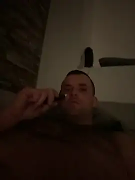 Snapshot of MateoKimiBi chatting on 02/15/25, 03:52 MateoKimiBi online show from 02/15/25, 03:52