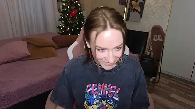 Snapshot of VeronicaRoss chatting on 12/16/24, 07:26 VeronicaRoss online show from 12/16/24, 07:26