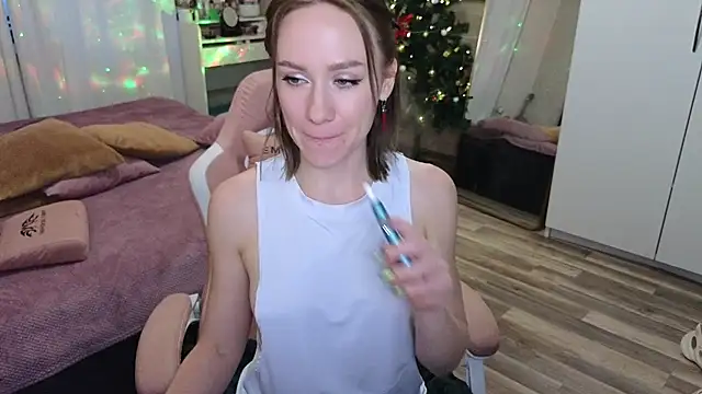 Snapshot of VeronicaRoss chatting on 12/26/24, 07:56 VeronicaRoss online show from 12/26/24, 07:56