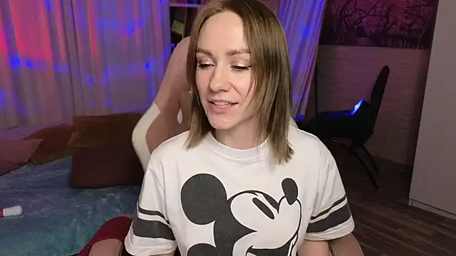 Snapshot of VeronicaRoss chatting on 01/15/25, 06:01 VeronicaRoss online show from 01/15/25, 06:01