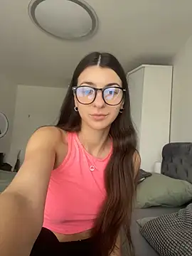 Wildberry  online show from 02/28/25, 01:14