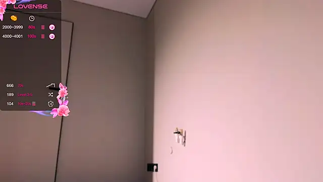 Snapshot of StephanyLuxe chatting on 01/11/26, 03:55 StephanyLuxe online show from 01/11/26, 03:55