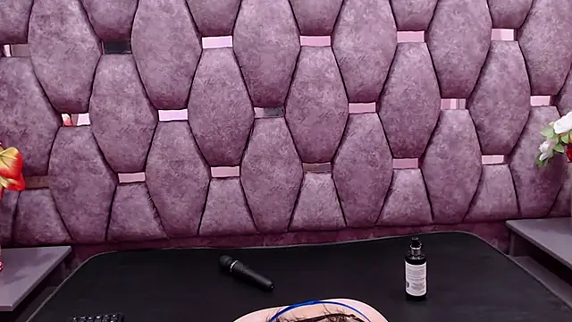 ChloeRosey online show from 03/12/25, 07:17