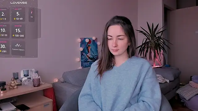 Snapshot of cClandesTina chatting on 12/19/24, 01:07 cClandesTina online show from 12/19/24, 01:07