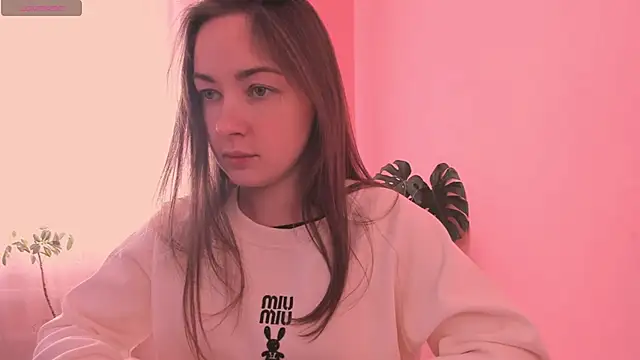 Snapshot of cClandesTina chatting on 03/18/25, 10:14 cClandesTina online show from 03/18/25, 10:14