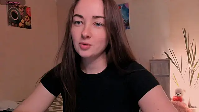 Snapshot of cClandesTina chatting on 11/23/25, 09:47 cClandesTina online show from 11/23/25, 09:47