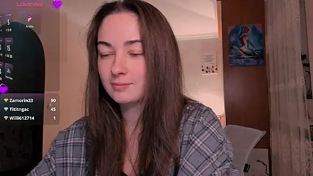 Snapshot of cClandesTina chatting on 12/04/25, 11:57 cClandesTina online show from 12/04/25, 11:57