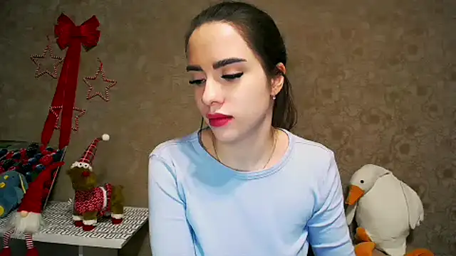  your fantasy girl online show from 12/28/24, 02:43