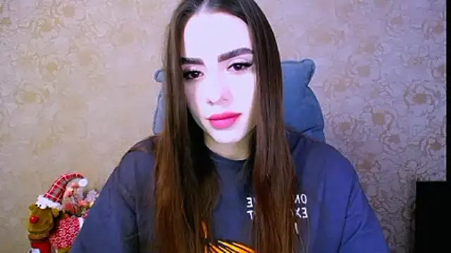  your fantasy girl online show from 01/12/26, 10:09