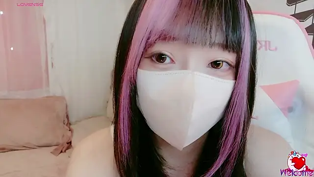 yuayua854 online show from 03/05/26, 04:08