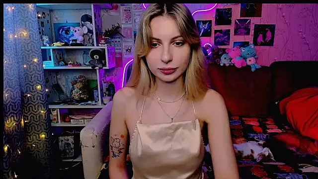 Snapshot of Maria_Hunt chatting on 01/21/25, 06:22 Maria Hunt online show from 01/21/25, 06:22