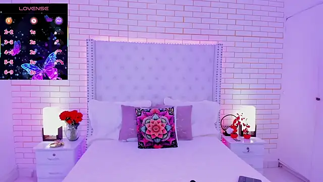 Coco Balenciaga  online show from 05/26/26, 11:39