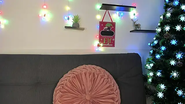 on tefa online show from 12/12/24, 11:47