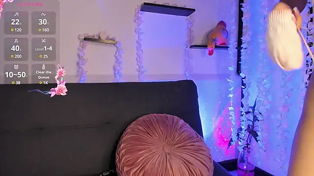 on tefa online show from 02/03/25, 09:07