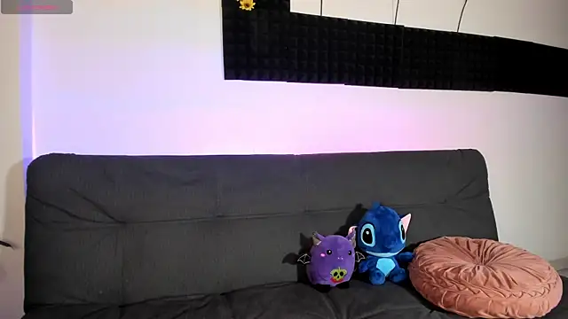 on tefa online show from 10/17/25, 04:20