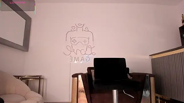 Snapshot of Vero_Lodge chatting on 11/14/25, 01:54 Vero Lodge online show from 11/14/25, 01:54