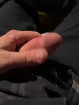 Snapshot of joeycbigcock chatting on 12/06/24, 12:34 joeycbigcock online show from 12/06/24, 12:34