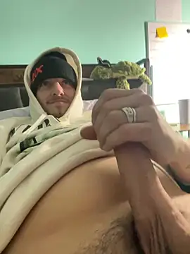 Snapshot of joeycbigcock chatting on 12/19/24, 09:49 joeycbigcock online show from 12/19/24, 09:49